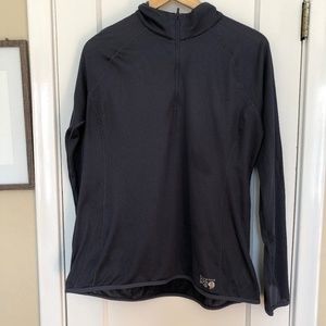 Mountain Hardware Grey Half Zip baselayer